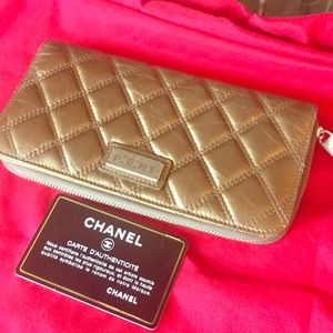 NEW Chanel PNY Distressed Calfskin Wallet